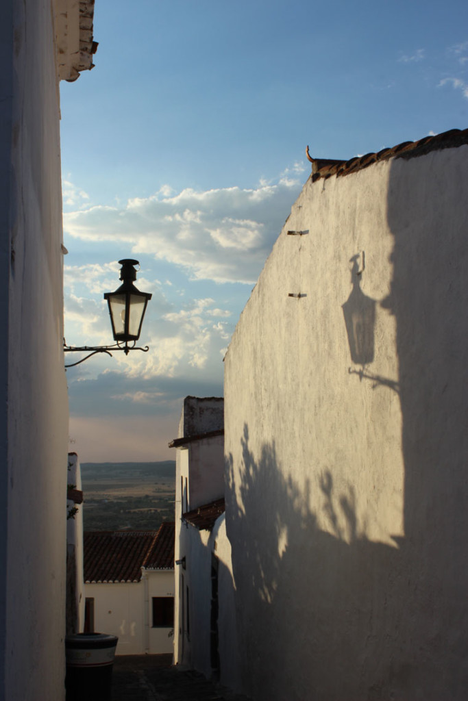 White walls and shadows in Monsaraz.