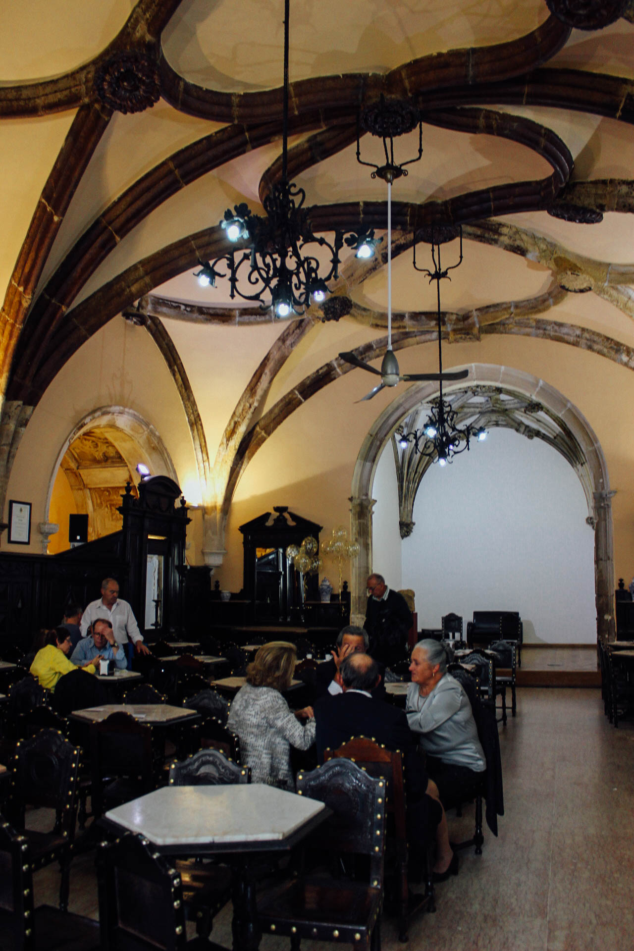 Santa Cruz Café, Coimbra
