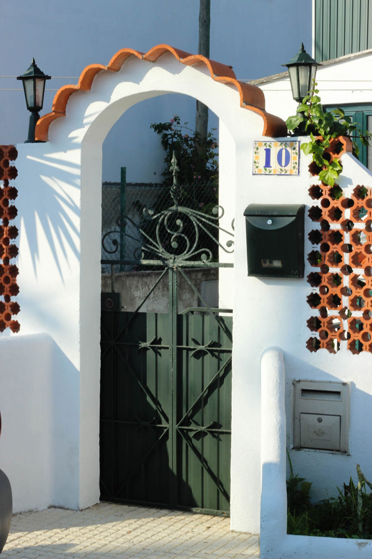 Sheer bliss in a Portuguese fishermen's village: Cova do Vapor