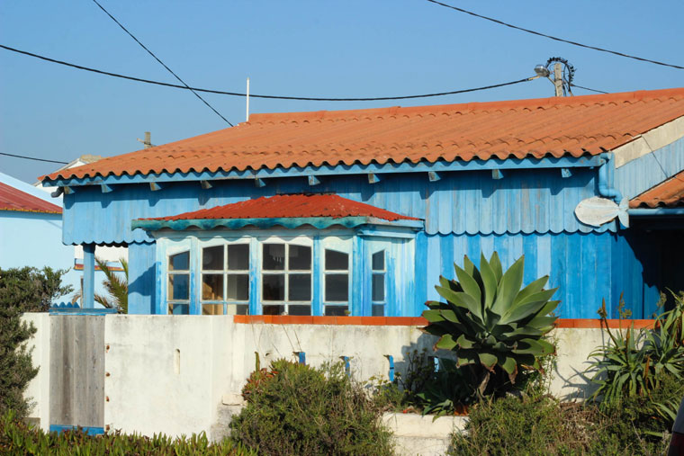 Sheer bliss in a Portuguese fishermen's village: Cova do Vapor