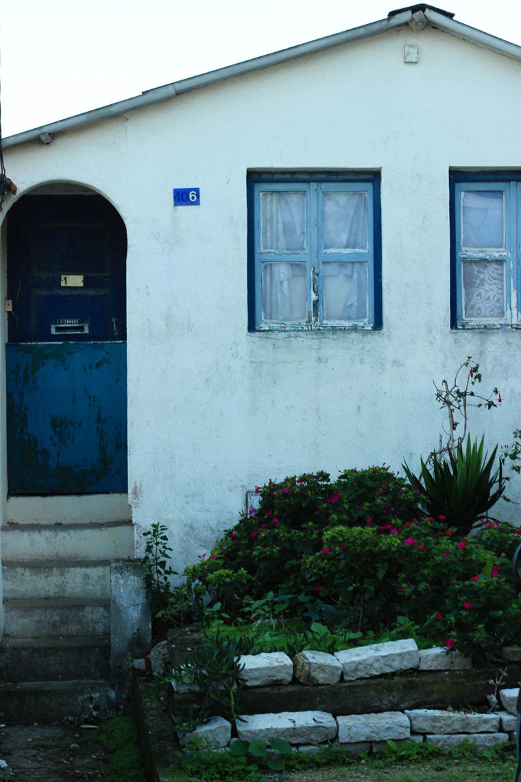 Sheer bliss in a Portuguese fishermen's village: Cova do Vapor