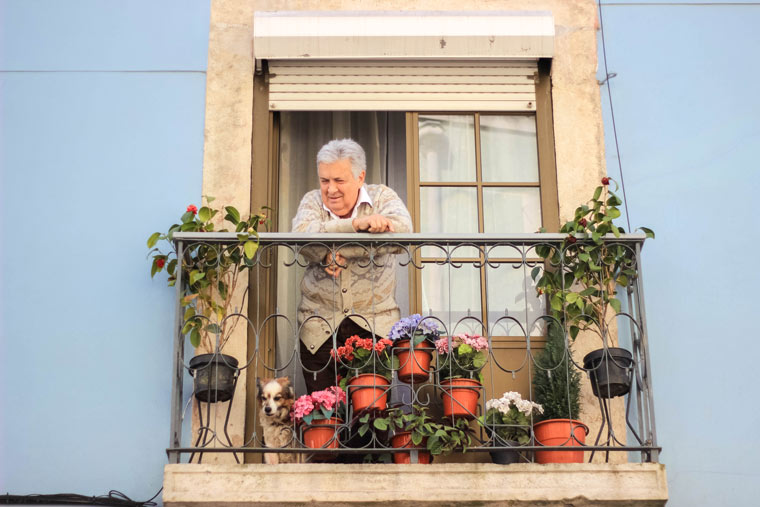 Hanging-around-in-Mouraria-Lisbon-Where-Two-Go-To
