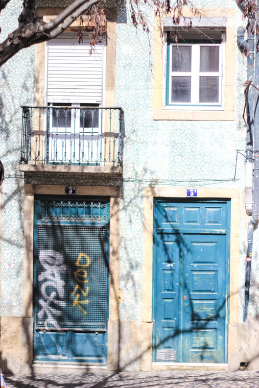 Hanging-around-in-Mouraria-Lisbon-Where-Two-Go-To