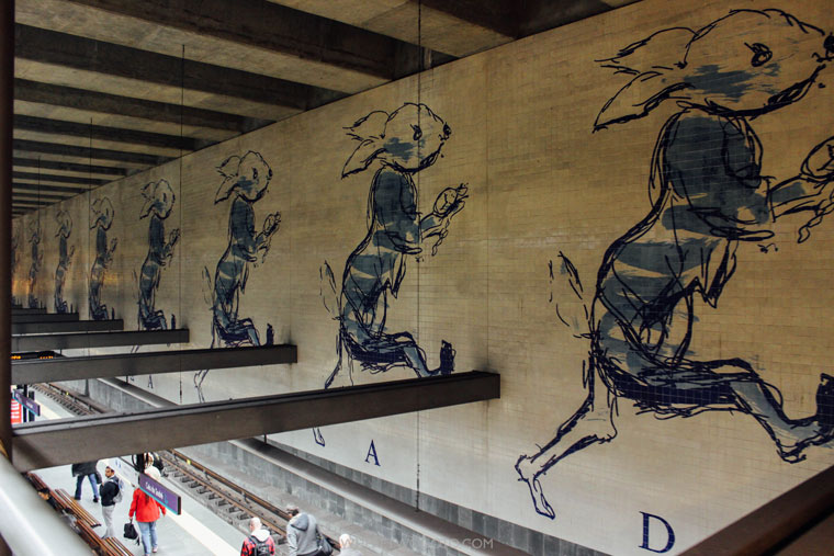 Cais-do-sodre-metro-Lisbon