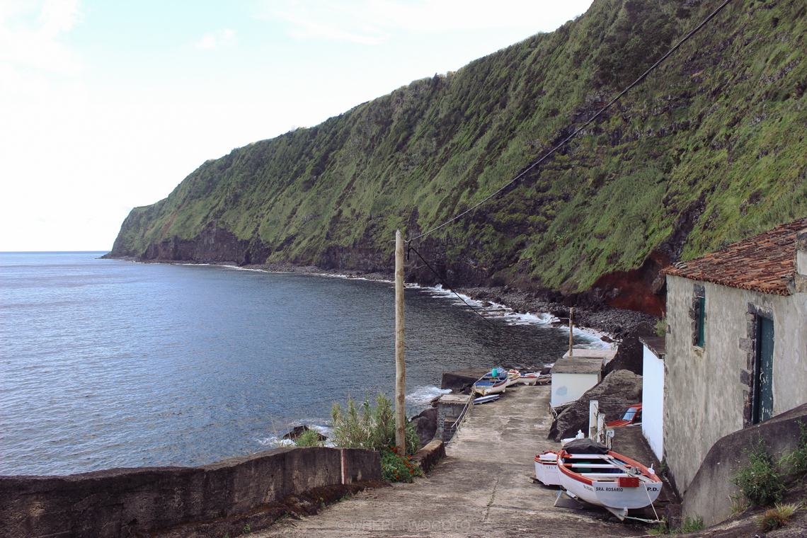 Farol do Arnel São Miguel Island short guide